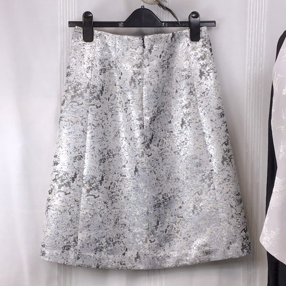 🪞Ellen Tracy Silver Metallic A-Line Knee Length Lined Back Zip - Picture 3 of 9